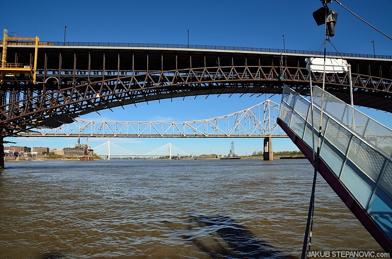 Eads Bridge (1874) in front, then Martin Luther King Bridge (1951) and Stan Musial Veterans Memorial Bridge (2013)