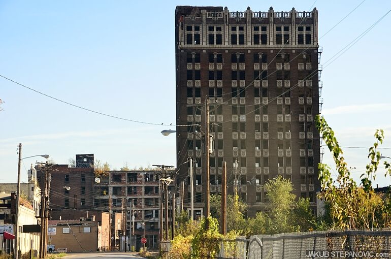 The Spivey Building, built in 1927, used to be the pride of the city. Nowadays it is empty, broken, vandalized, burned.. Ready to be torn down 