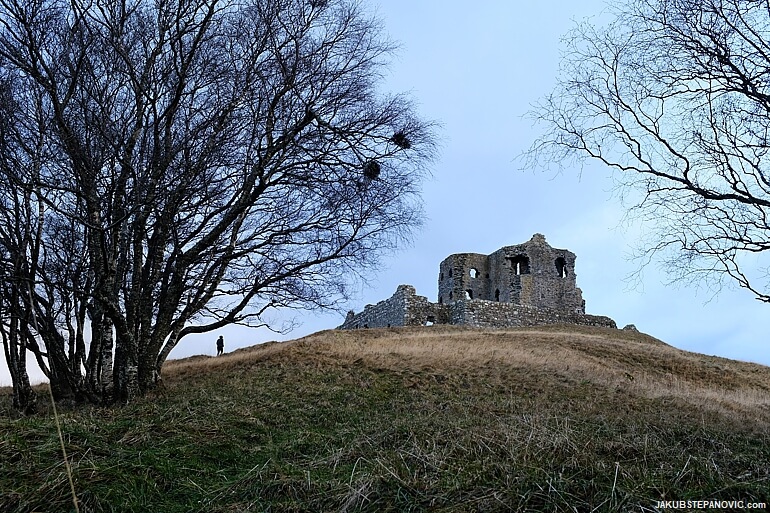 Auchindoun Castle 